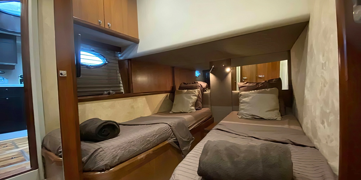 Аренда яхты Sunseeker 72 Predator во Франции- Nera Oceano